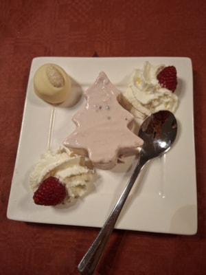 b6b2e76e-10b3-4b5d-b733-95dad96f629d